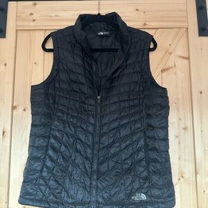 The North Face Women's Black Puffer Vest